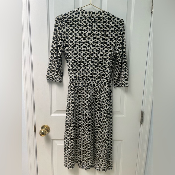 8 Bisou Bisou Black & Cream Geometric Wrap Maxi Dress - Picture 4 of 5